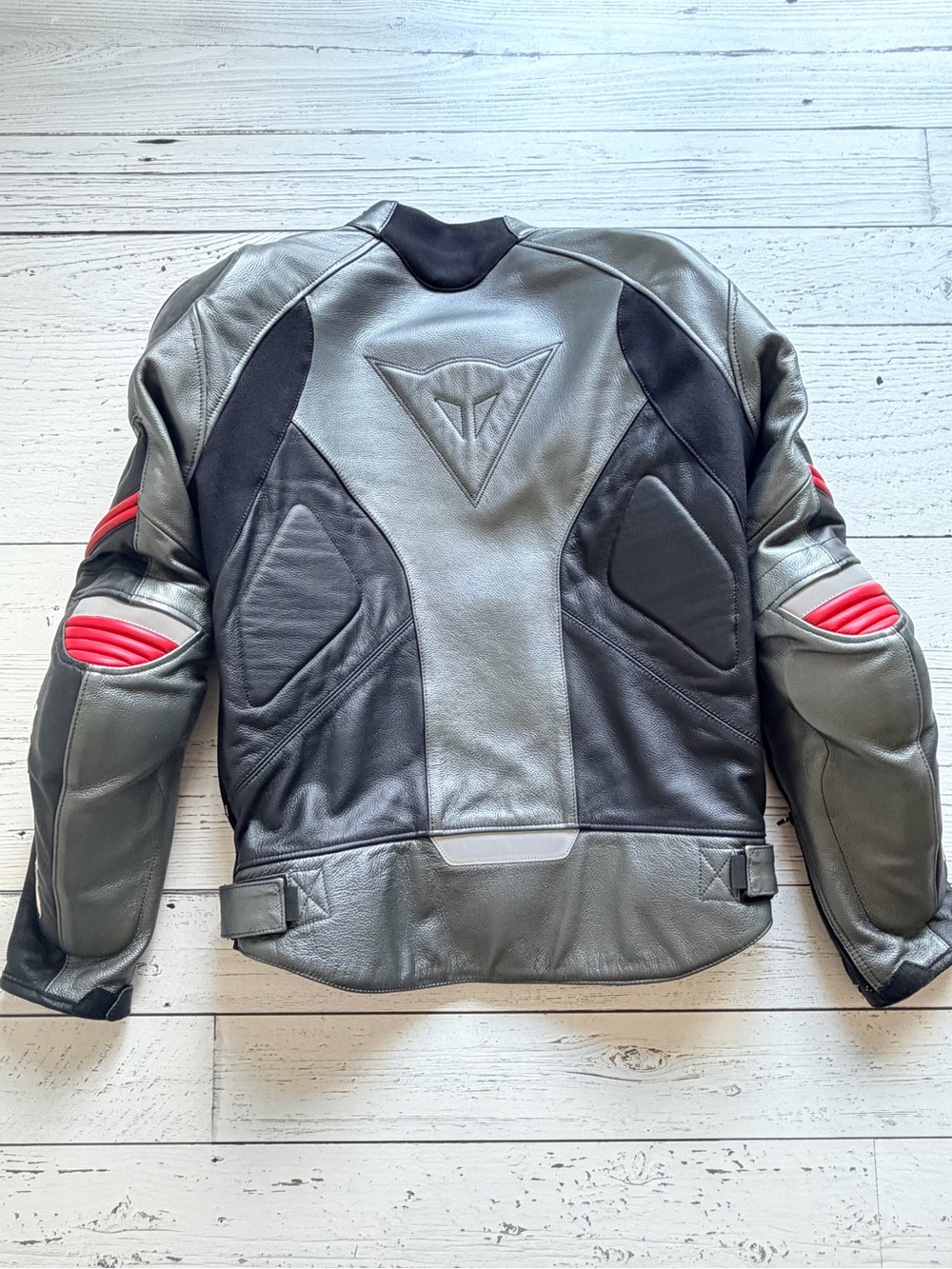 Dainese Leather Motorcycle Jacket - Size 50 - Picture 8 of 10